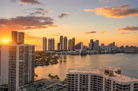 3500 Mystic Pointe Dr #3307, Aventura, FL 33180