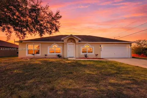 4610 SW Cacao St, Port Saint Lucie, FL 34953