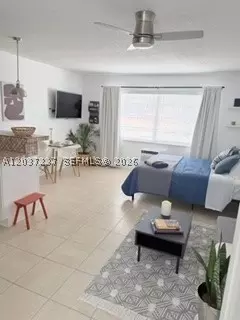 17 NE 2nd Ave #203, Dania Beach, FL 33004