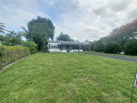 1990 NE 181st St, North Miami Beach, FL 33162