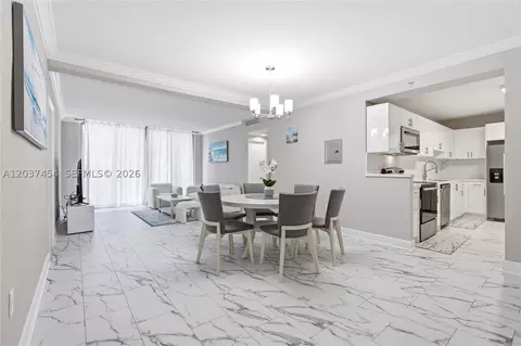 401 69th St #313, Miami Beach, FL 33141
