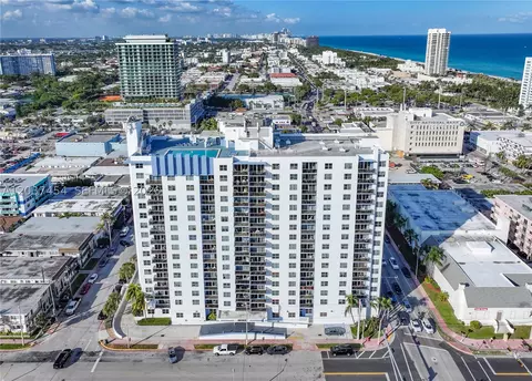 401 69th St #313, Miami Beach, FL 33141
