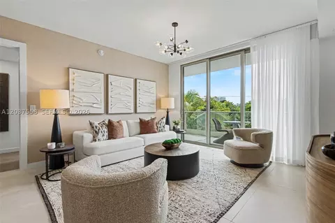2200 Brickell Ave #220, Miami, FL 33129