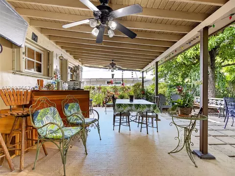 5430 W 4th Ln, Hialeah, FL 33012 photo 47