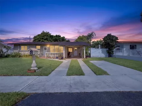 5430 W 4th Ln, Hialeah, FL 33012 photo 2