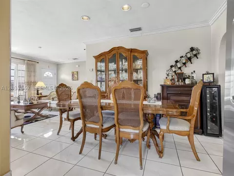 5430 W 4th Ln, Hialeah, FL 33012 photo 12