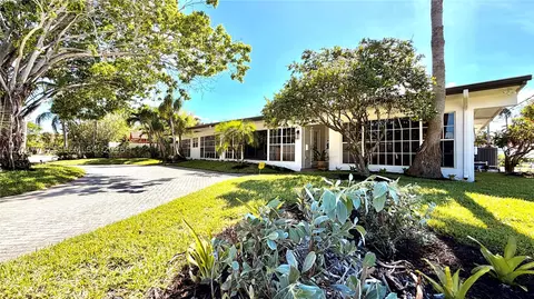 2409 Bayview Dr, Fort Lauderdale, FL 33305