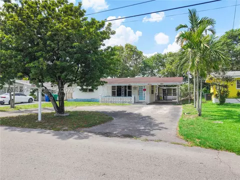 7560 Granada Blvd, Miramar, FL 33023