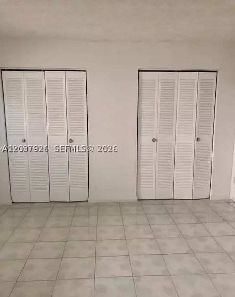 2000 Biarritz Dr, Miami Beach, FL 33141 photo 5