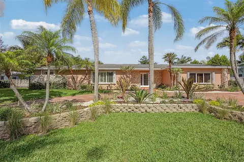 16842 SW 79 Pl, Palmetto Bay, FL 33157