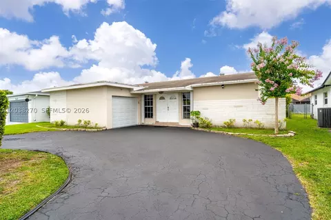 9624 NW 19th Pl, Sunrise, FL 33322