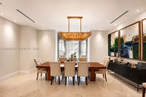 Dining - 11111 SW 77th Ave, Pinecrest, FL 33156 photo 1 of 1