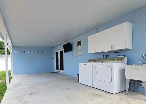 Undisclosed, Hialeah, FL 33013 photo 23