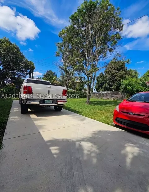 Undisclosed, Hialeah, FL 33013 photo 22