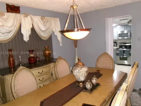 Dining - Undisclosed, Miami, FL 33162 photo 1 of 2