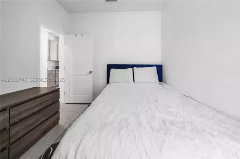 Bedroom - 4242 Rosa Dr, Lighthouse Point, FL 33064 photo 3 of 4