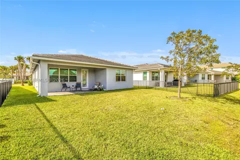 Exterior - 4242 Rosa Dr, Lighthouse Point, FL 33064 photo 2 of 5