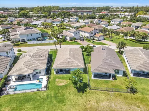 View/Area - 4242 Rosa Dr, Lighthouse Point, FL 33064 photo 3 of 3
