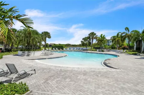 Exterior - 4242 Rosa Dr, Lighthouse Point, FL 33064 photo 4 of 5