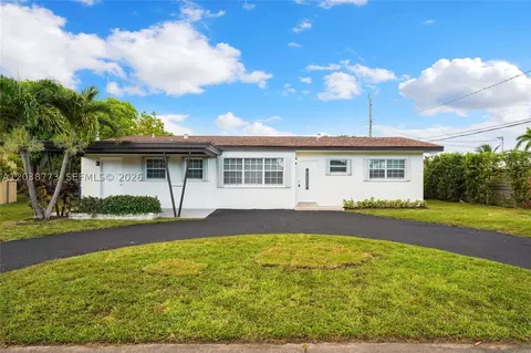 1805 NW 189th Ter, Miami Gardens, FL 33056
