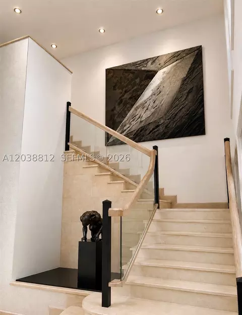 Entry Way - 10395 SW 67th Ave, Pinecrest, FL 33156 photo 1 of 3