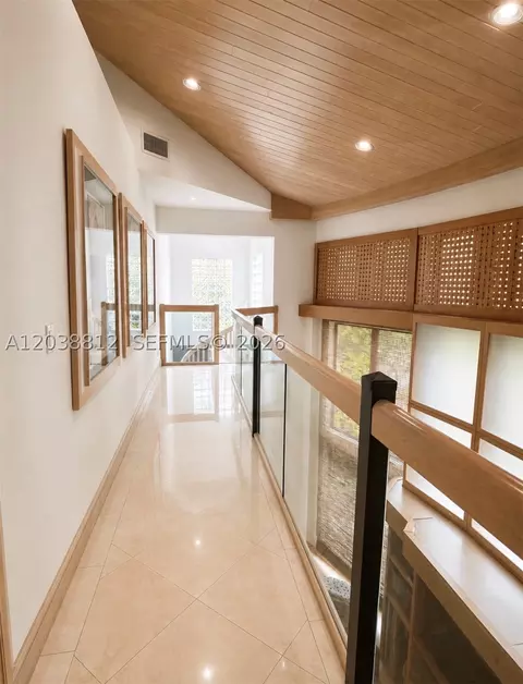 Entry Way - 10395 SW 67th Ave, Pinecrest, FL 33156 photo 3 of 3