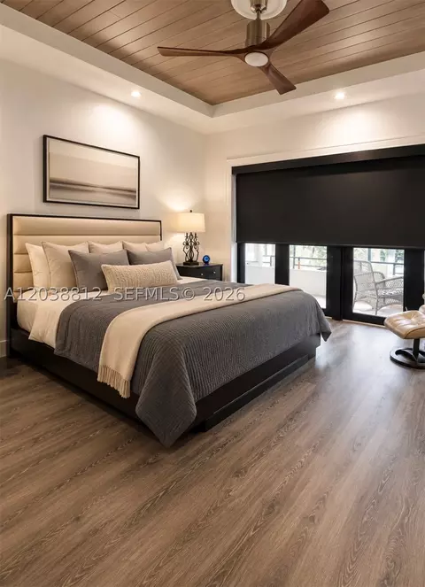 Bedroom - 10395 SW 67th Ave, Pinecrest, FL 33156 photo 3 of 5