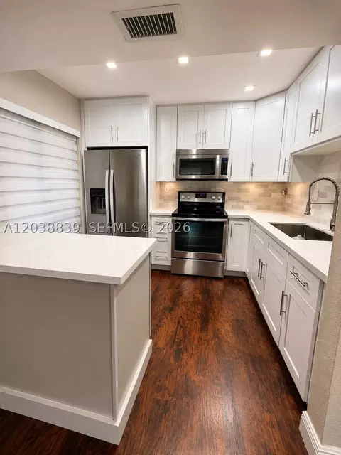Kitchen - 20005 NE 3rd Ct #8, Miami, FL 33179 photo 1 of 1