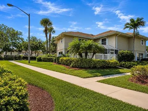 6403 Dryden Ct, Boynton Beach, FL 33436