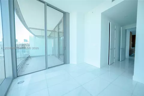 175 SE 25th Rd #2703, Miami, FL 33129