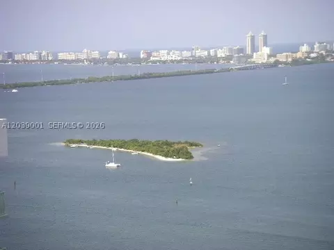 1750 N Bayshore Dr #3907, Miami, FL 33132