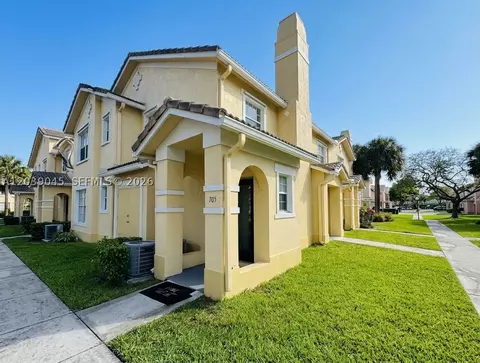 705 Belmont Ln #705, North Lauderdale, FL 33068