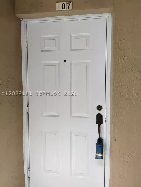 5725 NW 114th Path #107, Doral, FL 33178