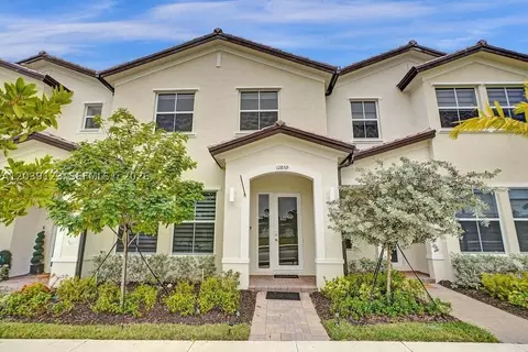 12859 SW 243rd Ter, Homestead, FL 33032