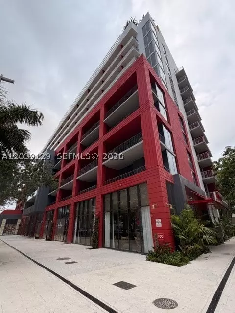 90 NE 32nd St #823, Miami, FL 33137