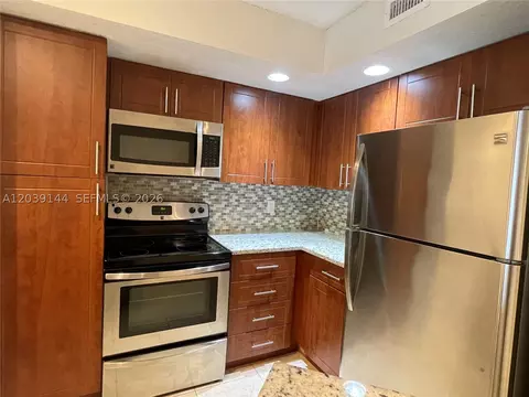 12980 Vista Isles Dr #314, Sunrise, FL 33325