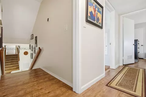 Entry Way - 19015 E Saint Andrews Dr, Hialeah, FL 33015 photo 3 of 4