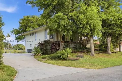 Other - 19015 E Saint Andrews Dr, Hialeah, FL 33015 photo 1 of 12
