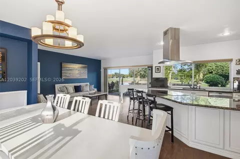 Dining - 19015 E Saint Andrews Dr, Hialeah, FL 33015 photo 3 of 3