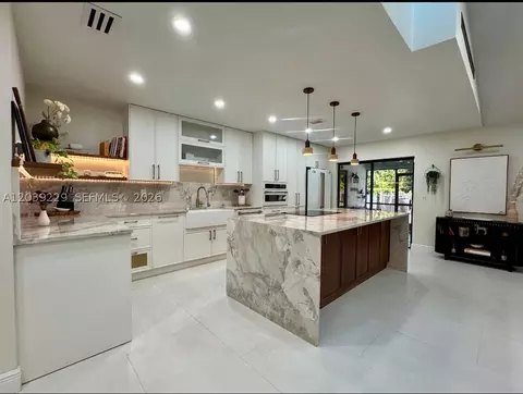 172 Wild Pine Rd, Wellington, FL 33414