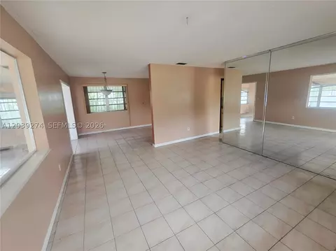 Living - 405 SE 4th Ave, Hialeah, FL 33010 photo 1 of 3
