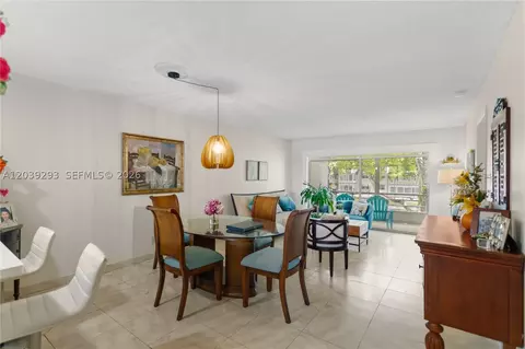 8846 W Mcnab Rd #206, Tamarac, FL 33321