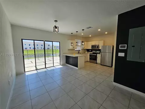 1473 NE 5th Ave #1473, Florida City, FL 33034