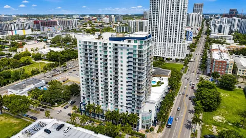 275 NE 18th St #504, Miami, FL 33132