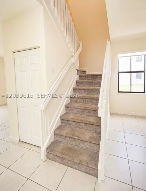 Entry Way - 11064 W 33rd Way, Hialeah, FL 33018 photo 4 of 16