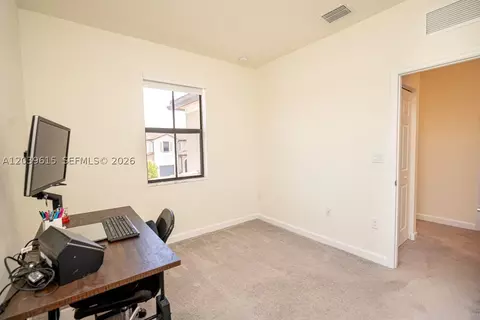 Bedroom - 11064 W 33rd Way, Hialeah, FL 33018 photo 6 of 11