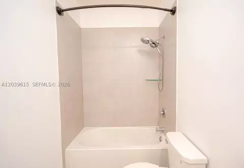 Bath - 11064 W 33rd Way, Hialeah, FL 33018 photo 5 of 11