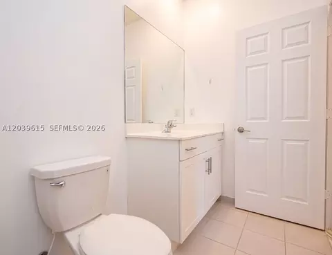 Bath - 11064 W 33rd Way, Hialeah, FL 33018 photo 4 of 11