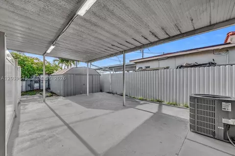 Exterior - 4719 E 8th Ct, Hialeah, FL 33013 photo 2 of 4