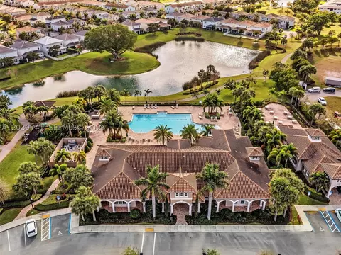 View/Area - 1183 Eucalyptus Dr, Hollywood, FL 33021 photo 5 of 9